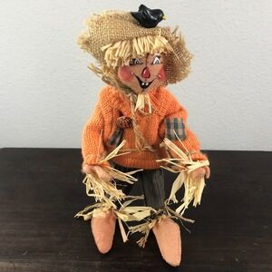 Annalee 8" Scarecrow Tan Hat Orange Sweater Striped Pants Crow Harvest Fall 2006